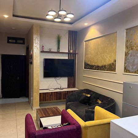 Fowaa Lux Bed and Breakfast Tema Buitenkant foto