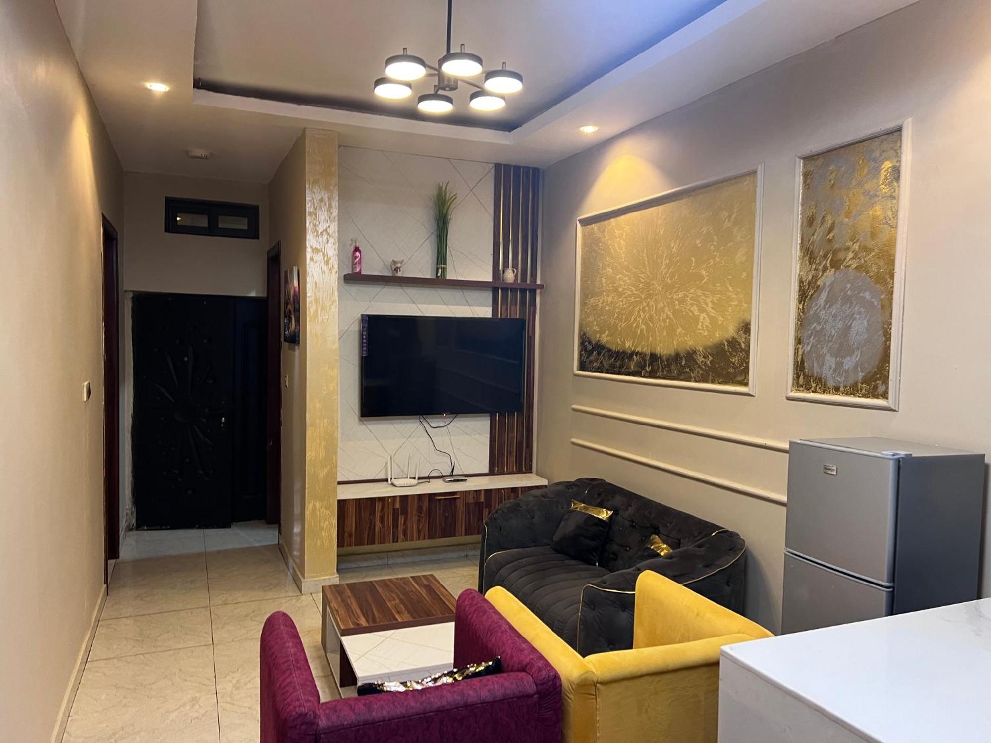 Fowaa Lux Bed and Breakfast Tema Buitenkant foto